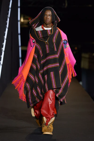 Look 40